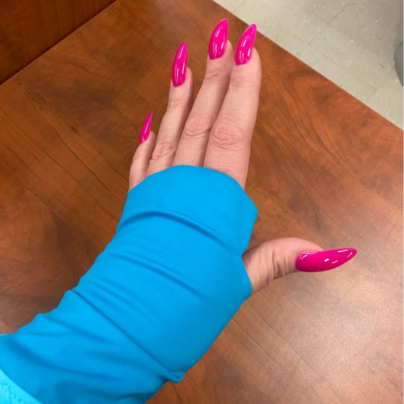 UNDER ARMOUR BUNDLE 💪🏼 🏋️ - Picture 9 of 12